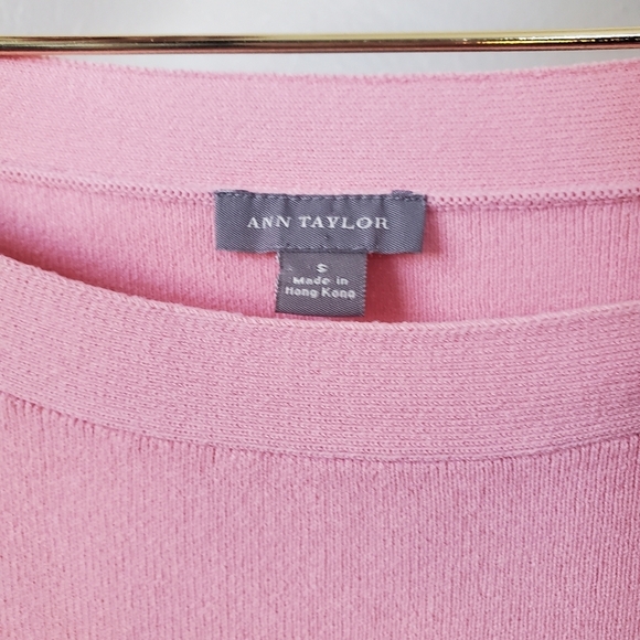 Ann Taylor Pink Short Sleeve Tie-Should Sweater Top - Picture 4 of 4